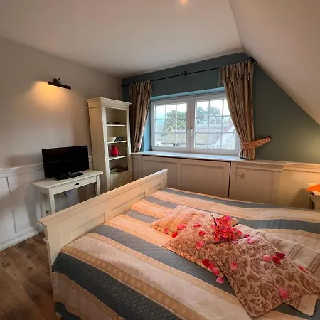 Brise - Ahabs Kajuete * Wieck